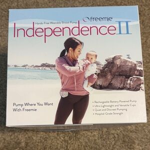 Freemie Independence II Hands-Free Wearable Breast Pump